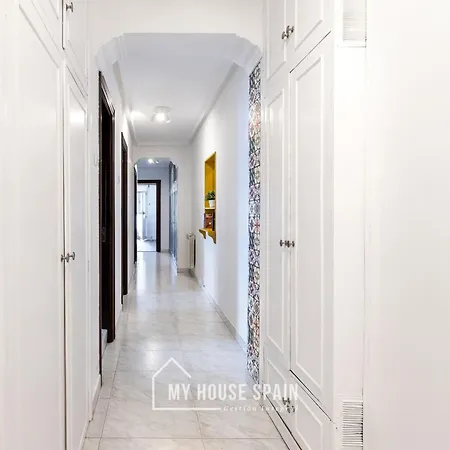 Апартаменти Myhousespain- Unico En Centro